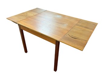 Mid-Century Extending Table