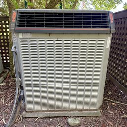 A Trane 3 Ton XL1200 Condensing Unit