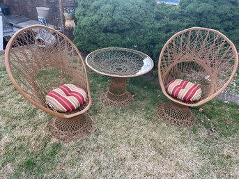 Mid Century Spun Fiberglass Patio Set By Russell Woodard