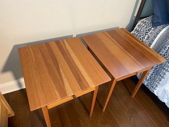 Pair Of Wood Accent Tables / Nightstands With Drawers