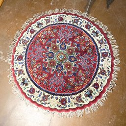 Pretty Vintage Round Rug 4' Across