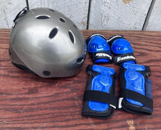 149. Childs Skateboard Helmet & Pads