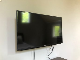 40 Inch Samsung Smart LED TV - Model UN40H5203