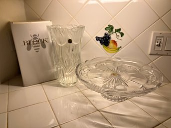 Block Vase, NIB With Cake Stand With Etched Seashell Design