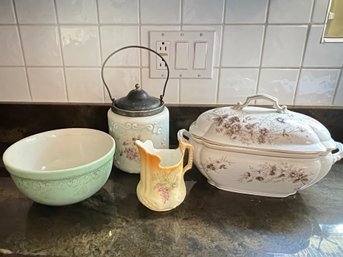 Vintage Kitchen And Entertaining Lot Of (4)