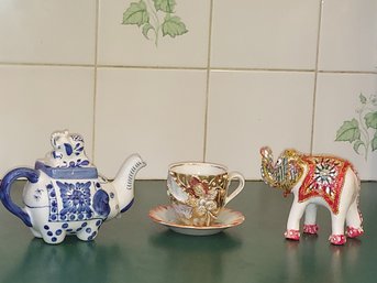 Bombay Mini Elephants Ceramic Teapot Decorative Elephant Exotic India Art Demi Lustre German Tea Cup