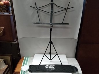 Beautiful On Stage Music Stand With Travel Bag.  A1