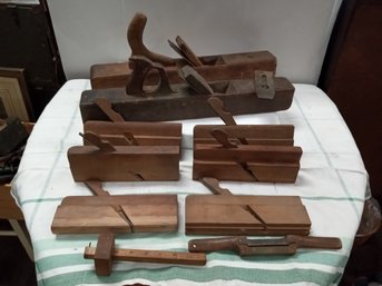 Vintage Collection Of Wood Working Tools Planes, Scribe, Spoke Shaver.     D4