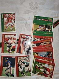 21 1997 Topps Football Cards