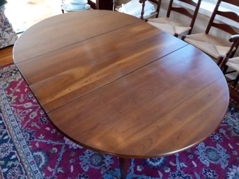 Beautiful Vintage L. & J.G. Stickley Dining Table- Cherrywood From 1959. With Four Leaves - From 44' To 84'