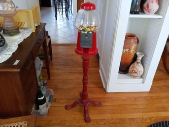Vintage Style Carousel Industries Co Metal & Glass Gumball Machine 41' Tall