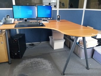 Modern Pine Laminated Office Desk With Adjustable Legs