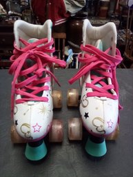 JOJO Siwa Rollerskates Size US 12-3 Glittery Wheels & Fun Pattern On Upper Leathers   C5