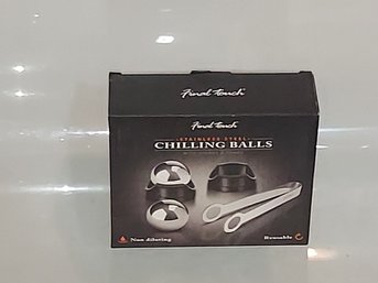Final Touch Stainless Steel Chilling Balls With Stands And Tongs