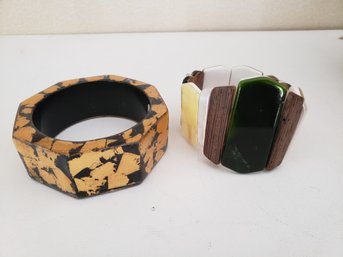 Natural Horn Stretch Bracelet Paired With Black & Gold Leaf Acrylic Bracelet
