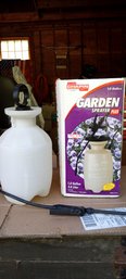 Nice Chapin Garden Sprayer 1 Gallon For Fertilizing And Weeding  - In Original Box