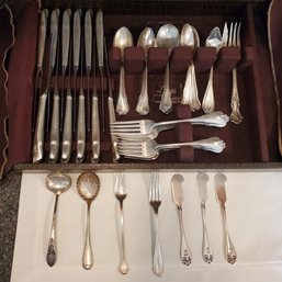 Sterling Silver Flatware - 64 Pieces - Mostly Wallace 65.68 Ozt