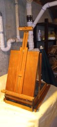 Nice Vintage Adjustable Height Artist Easel