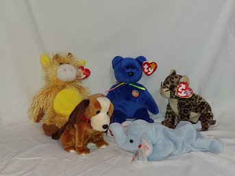 Dealers Lot Of Beanie Babies