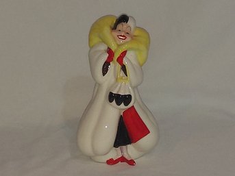 Vintage Disney 101 Dalmatians CRUELLA DE VIL Ceramic Porcelain Figurine Japan 7'