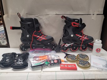 Nice Pair Of Rollerblades And Spare Parts Size 8.5. TA/ CVB