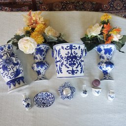 Attractive Blue & White Bathroom Accessories Set