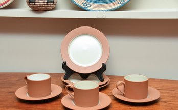 (6) Williams & Sonoma Plates And (3) Coffee Cups