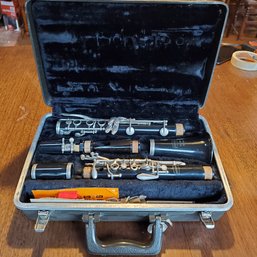 Bundy Resonite Selmer Clarinet And Bundy Hard Cover Case