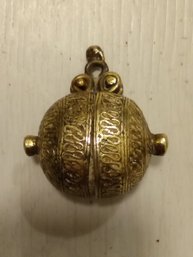 Antique  INDIA METAL HAND MADE SNUFF HOLDER