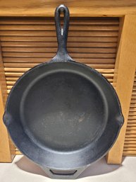 Beautiful 12 Inch Cast Iron Frying Pan Made By Lodge