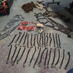 5 Tire Chains, 30 Cross Links,  And Adjusters
