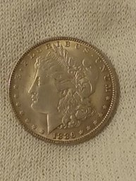 1886 LIBERTY HEAD SILVER DOLLER COIN Great Condition