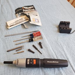 Black & Decker SD2000 Cordless Screwdriver - Powerdriver.   Kit