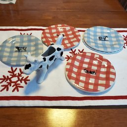 4 Country Plaid & Farm Animals Plates & Classic Cow Creamer.      LR