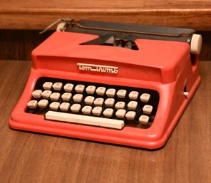 Vintage 1960's Tom Thumb Childs Typewriter