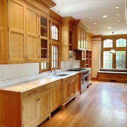 A Custom Oak Kitchen Cabinets And Marble Counters - Incl. Sink & Wolf Exhaust Fan - Book Shelves