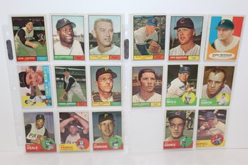 1960, 1961 & 1963 Topps Pirates (10) And Cubs (7) Group (17 Cards)