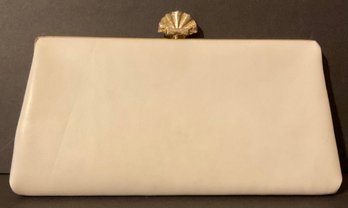 Vintage Cream Shell Closure Clutch, Handbag