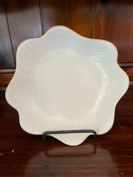 Lenox Scalloped Bowl With Gold Trim