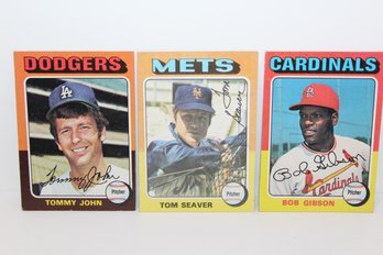1975 Topps Baseball Pitchers Group - Bob Gibson - Tom Seaver - Tommy John