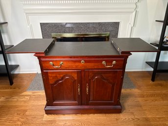 Vintage Pennsylvania House Traditional Solid Cherry Flip Top Buffet Server Cabinet