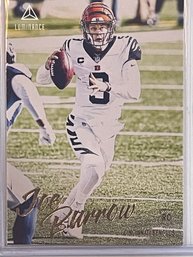 2020 Panini Chronicles Luminance Joe Burrow Rookie Card #201