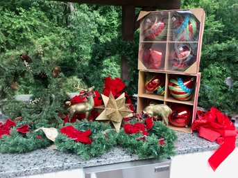 Holiday Wreaths And Jumbo Bulbs