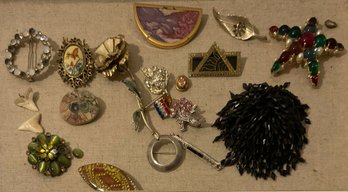 Antique, Vintage Costume Jewelry, Lot Of Brooches