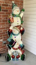 Awesome 5 Ft Tall Lighted Snowmen Decoration