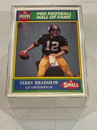 1990 Swell Pro Football Hall Of Fame 160 Card Set.   Every Card Is Of A Different Hall Of Famer.