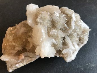 Crystal Mineral, 1 LB 5 Inch Long