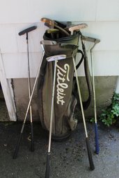 Titleist Bag With Vintage Assorted Putters And Chippers - Over 1 Dozen