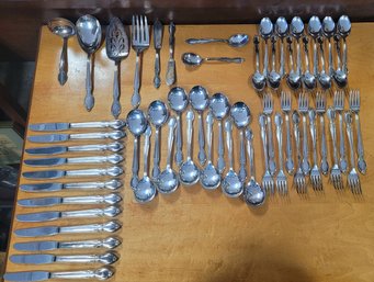 Guarantee WM Rogers Silverplate Stamped Cutlery 56 Pcs  - Five Pounds D4