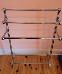 Metal Bathroom Towel Rack